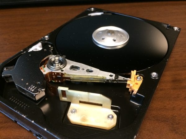 2017 03 01 13.03.07 600x450 - What's Inside a Hard Disk Drive